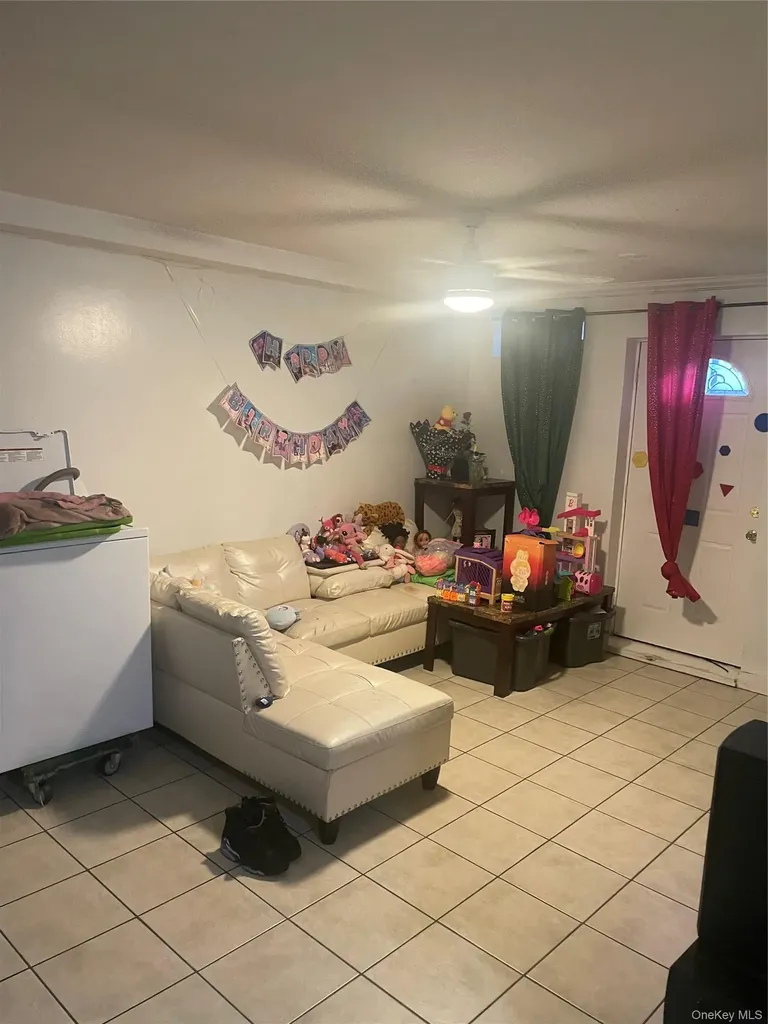 431 Turneur Avenue Bronx NY 10473