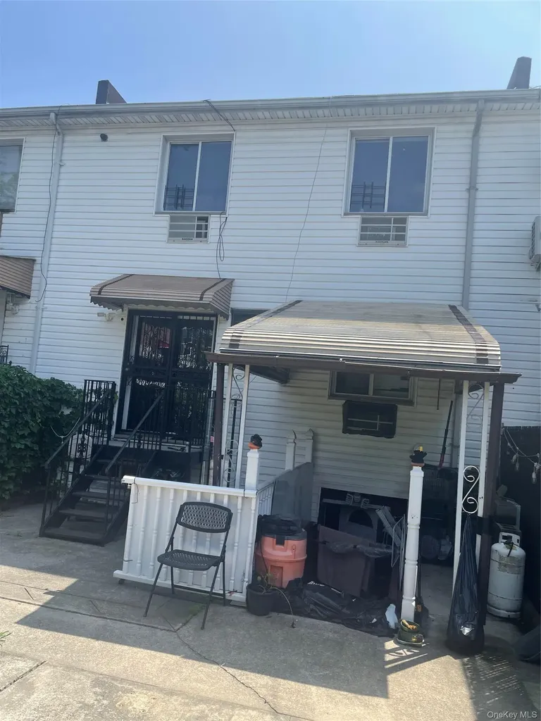 431 Turneur Avenue Bronx NY 10473