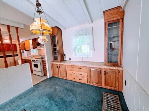 35 Perry Road Hyde Park NY 12538