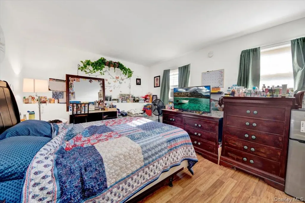 42 Keats Drive New Windsor NY 12553