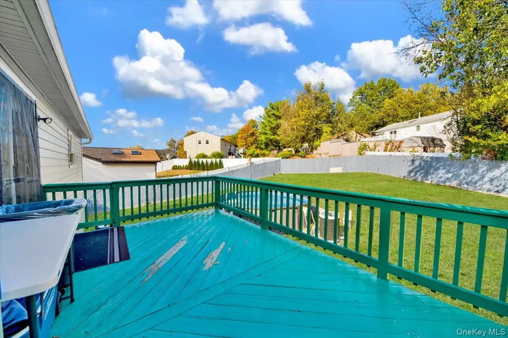 42 Keats Drive New Windsor NY 12553