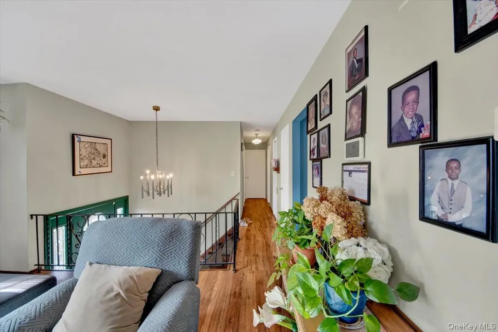 42 Keats Drive New Windsor NY 12553