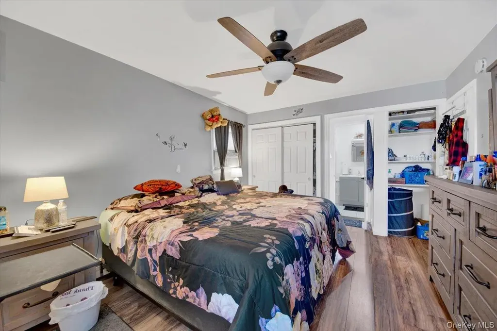 42 Keats Drive New Windsor NY 12553