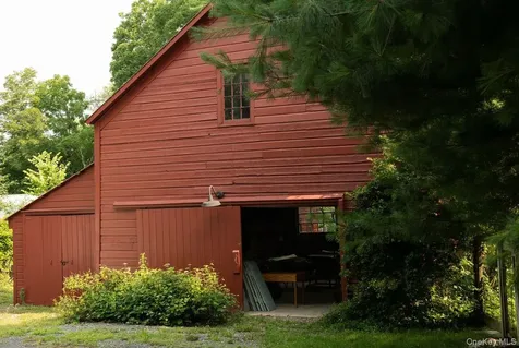 210 Bate Road Claverack NY 12521