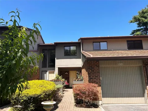 190 Alta Terrace Jericho NY 11753
