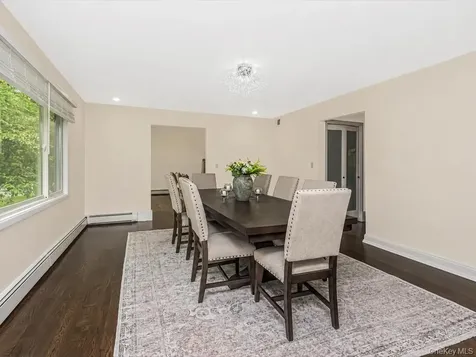 8 Fairgreen Court Cortlandt Manor NY 10567