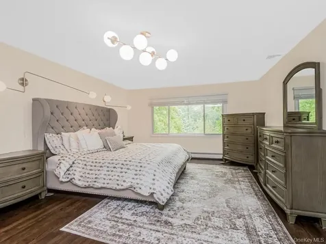 8 Fairgreen Court Cortlandt Manor NY 10567