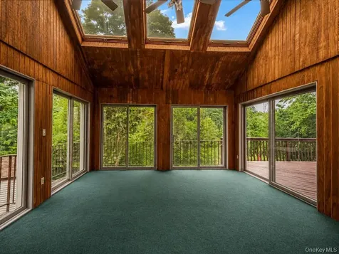 8 Fairgreen Court Cortlandt Manor NY 10567