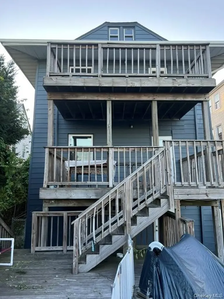 58 Tower Place Yonkers NY 10703
