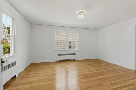 20 S Washington Avenue Hartsdale NY 10530