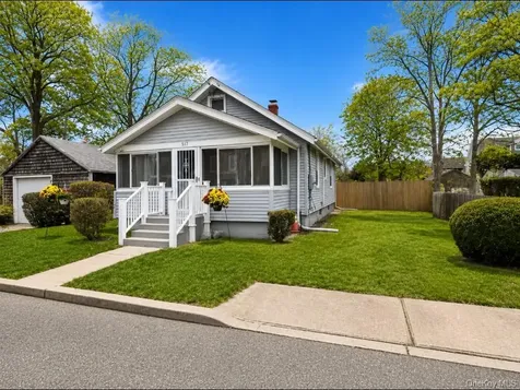 517 Flint Street Greenport NY 11944