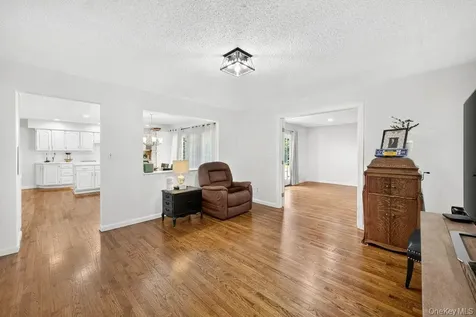 24 Bauer Avenue Manorville NY 11949