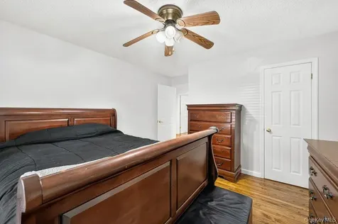 24 Bauer Avenue Manorville NY 11949