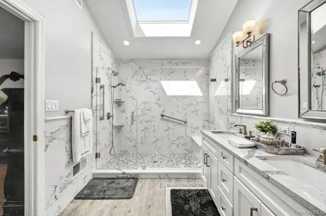 24 Bauer Avenue Manorville NY 11949