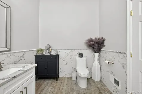 24 Bauer Avenue Manorville NY 11949