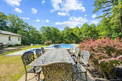 24 Bauer Avenue Manorville NY 11949
