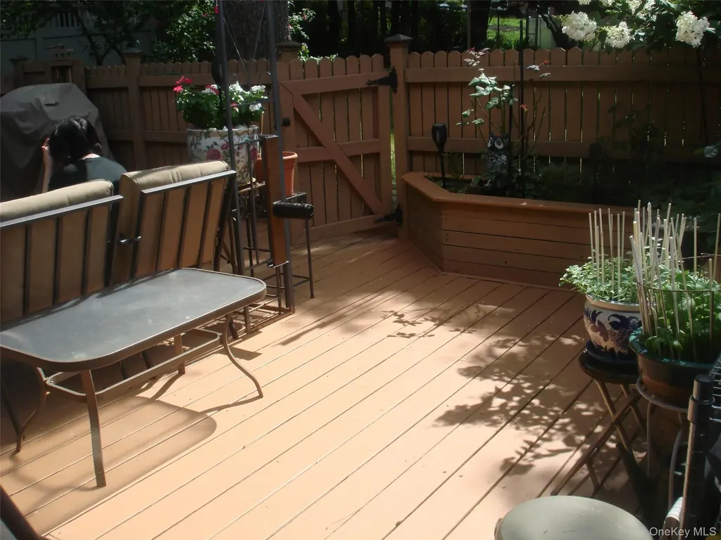 147-47 Charter Briarwood NY 11435