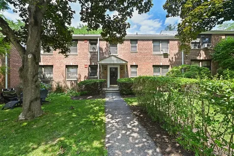 5 Rockledge Avenue Hartsdale NY 10530