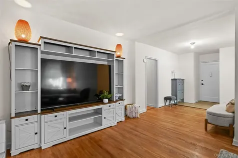5 Rockledge Avenue Hartsdale NY 10530
