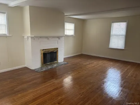 9 Myrtle Street White Plains NY 10606
