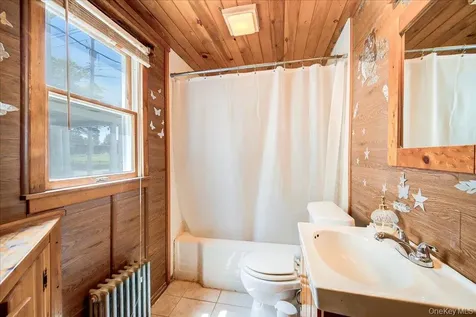 158 Cottage Street Middletown NY 10940
