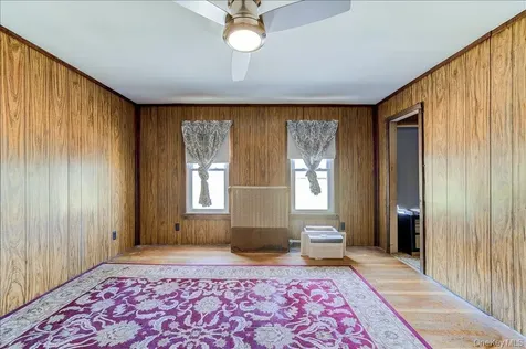 158 Cottage Street Middletown NY 10940