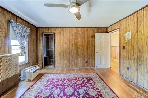158 Cottage Street Middletown NY 10940