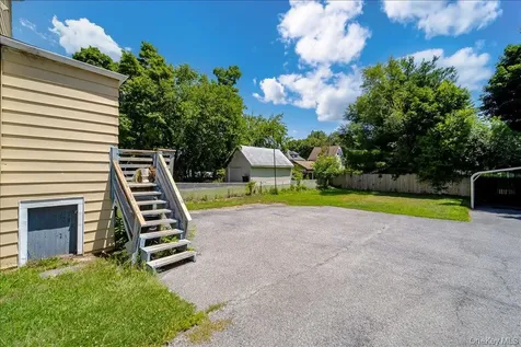 158 Cottage Street Middletown NY 10940