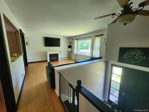 6006 Marion Boulevard Kinderhook NY 12184