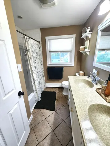 6006 Marion Boulevard Kinderhook NY 12184
