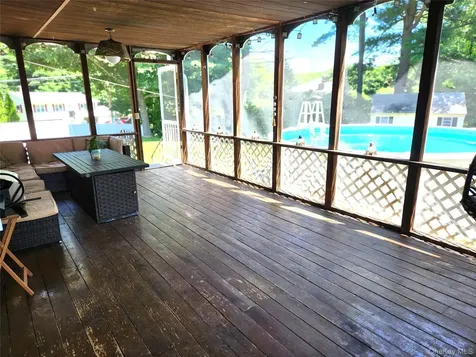 6006 Marion Boulevard Kinderhook NY 12184
