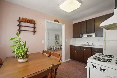 132 Oregon Road Cortlandt Manor NY 10567