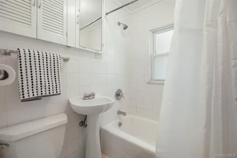 132 Oregon Road Cortlandt Manor NY 10567