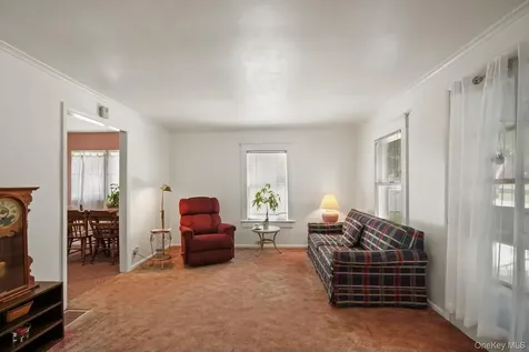 132 Oregon Road Cortlandt Manor NY 10567