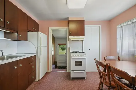 132 Oregon Road Cortlandt Manor NY 10567