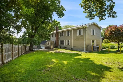 2079 Baldwin Road Yorktown Heights NY 10598