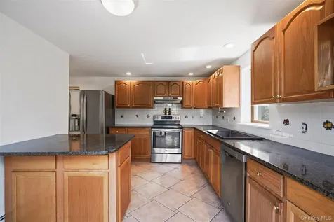 2079 Baldwin Road Yorktown Heights NY 10598