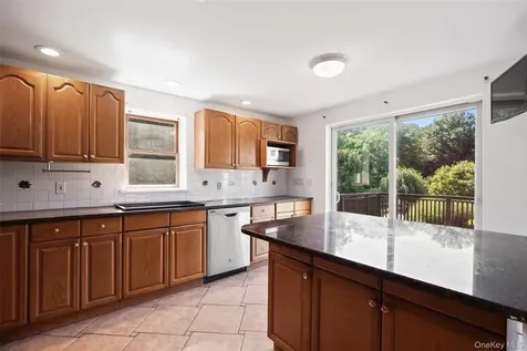 2079 Baldwin Road Yorktown Heights NY 10598