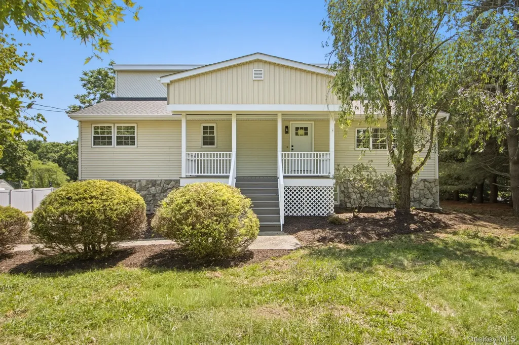 83 Smith Road Poughkeepsie NY 12603