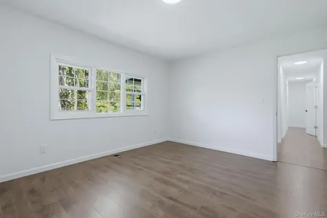 83 Smith Road Poughkeepsie NY 12603