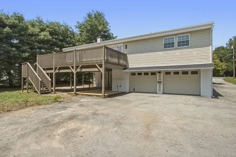 83 Smith Road Poughkeepsie NY 12603