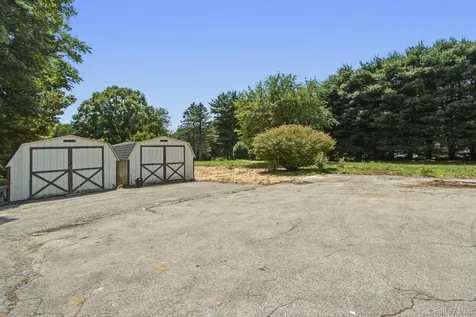 83 Smith Road Poughkeepsie NY 12603