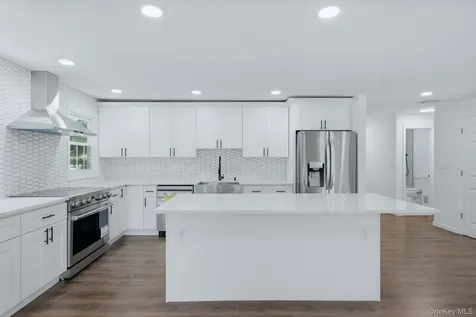 83 Smith Road Poughkeepsie NY 12603