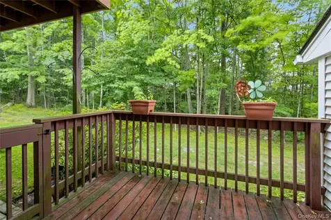 90 Molly Pitcher Lane Yorktown Heights NY 10598
