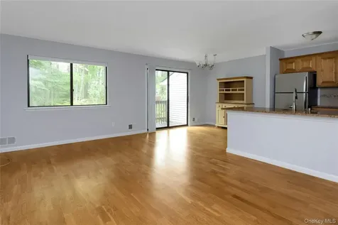 90 Molly Pitcher Lane Yorktown Heights NY 10598