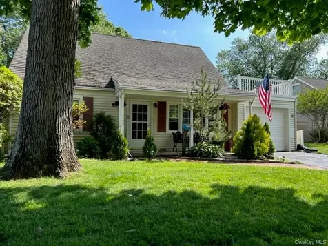 Massapequa NY 11758