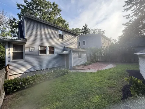 24 8th Avenue Sea Cliff NY 11579