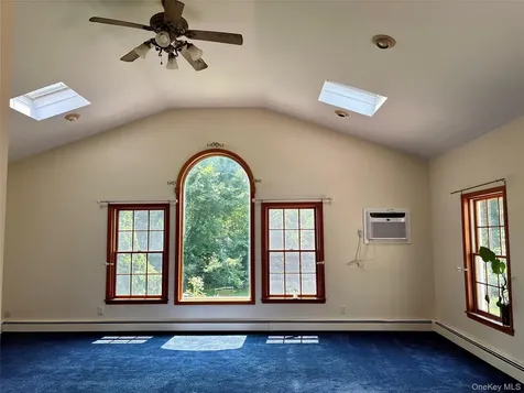 17 Alex Lane Glen Cove NY 11542