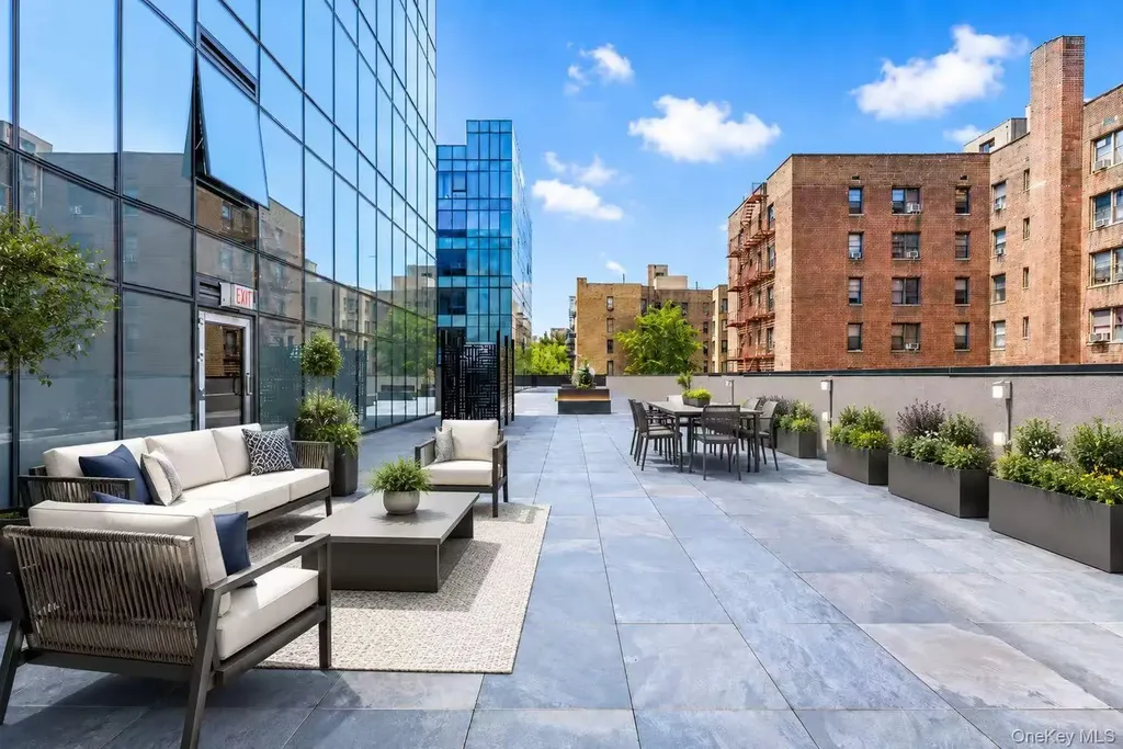 144-49 Northern Boulevard Flushing NY 11354
