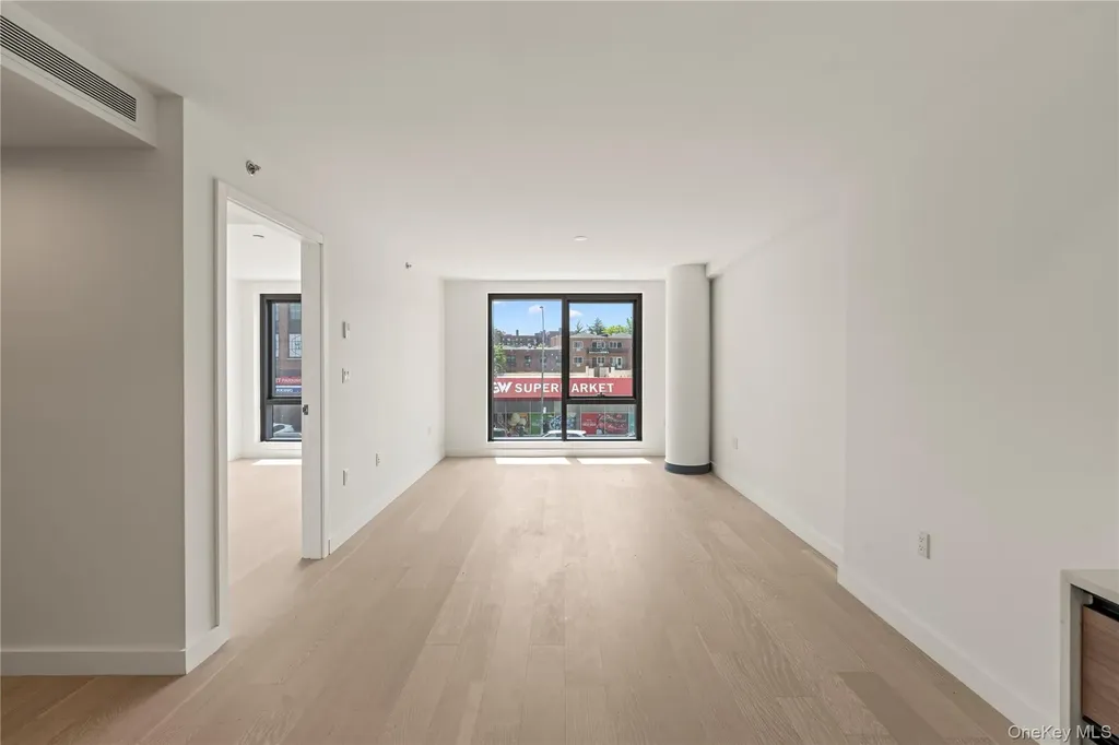 144-49 Northern Boulevard Flushing NY 11354